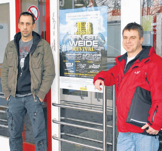 Fest entschlossen, alte Freunde wieder zu sehen: Sven Santamaria (rechts) trifft sich im Zuge seiner Vorbereitungen